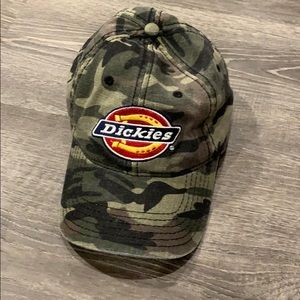 NWOT - Dickies Camo Hat